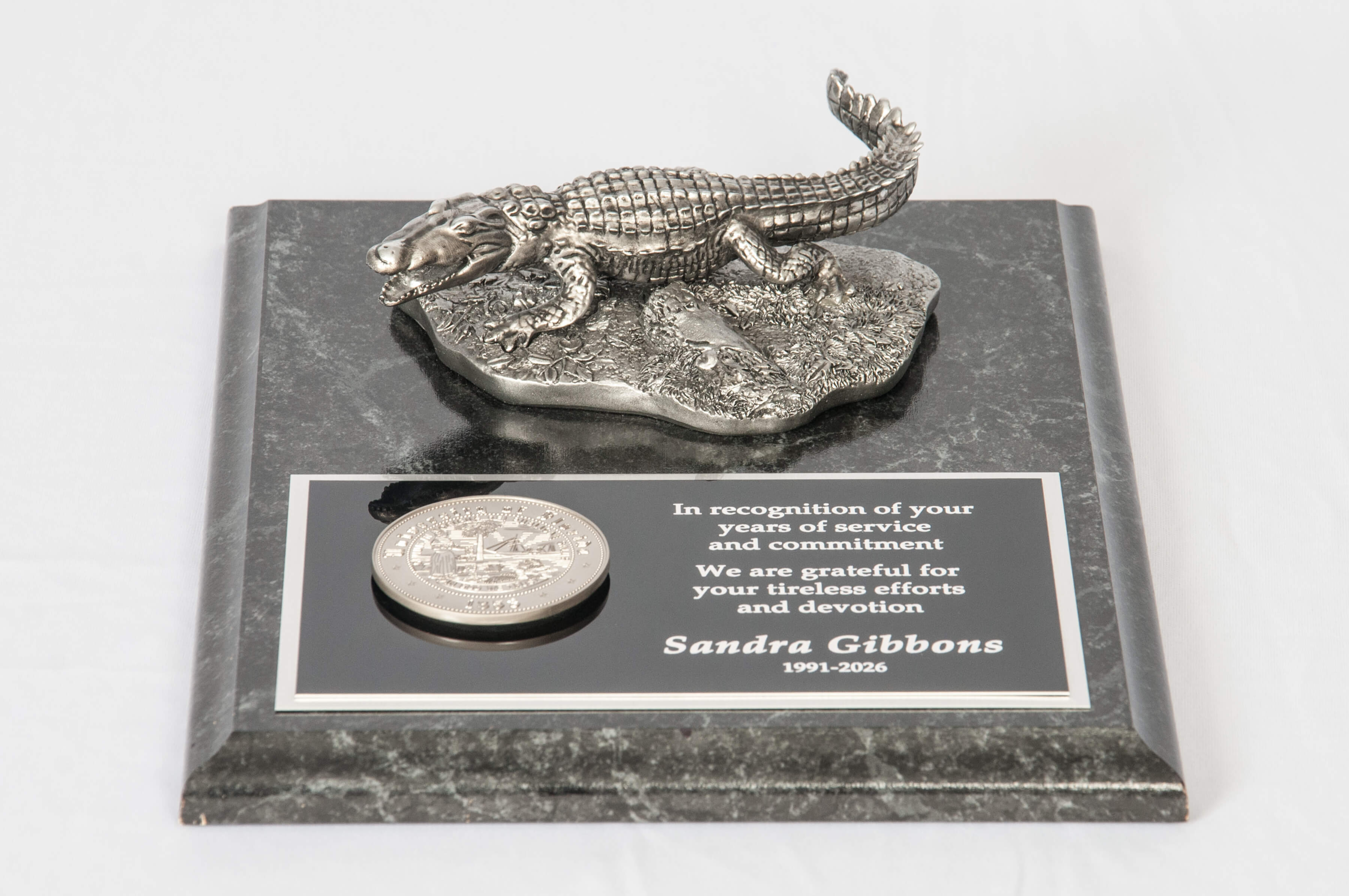 Pewter Gator on 8 x 10 Black Marble Plaque
