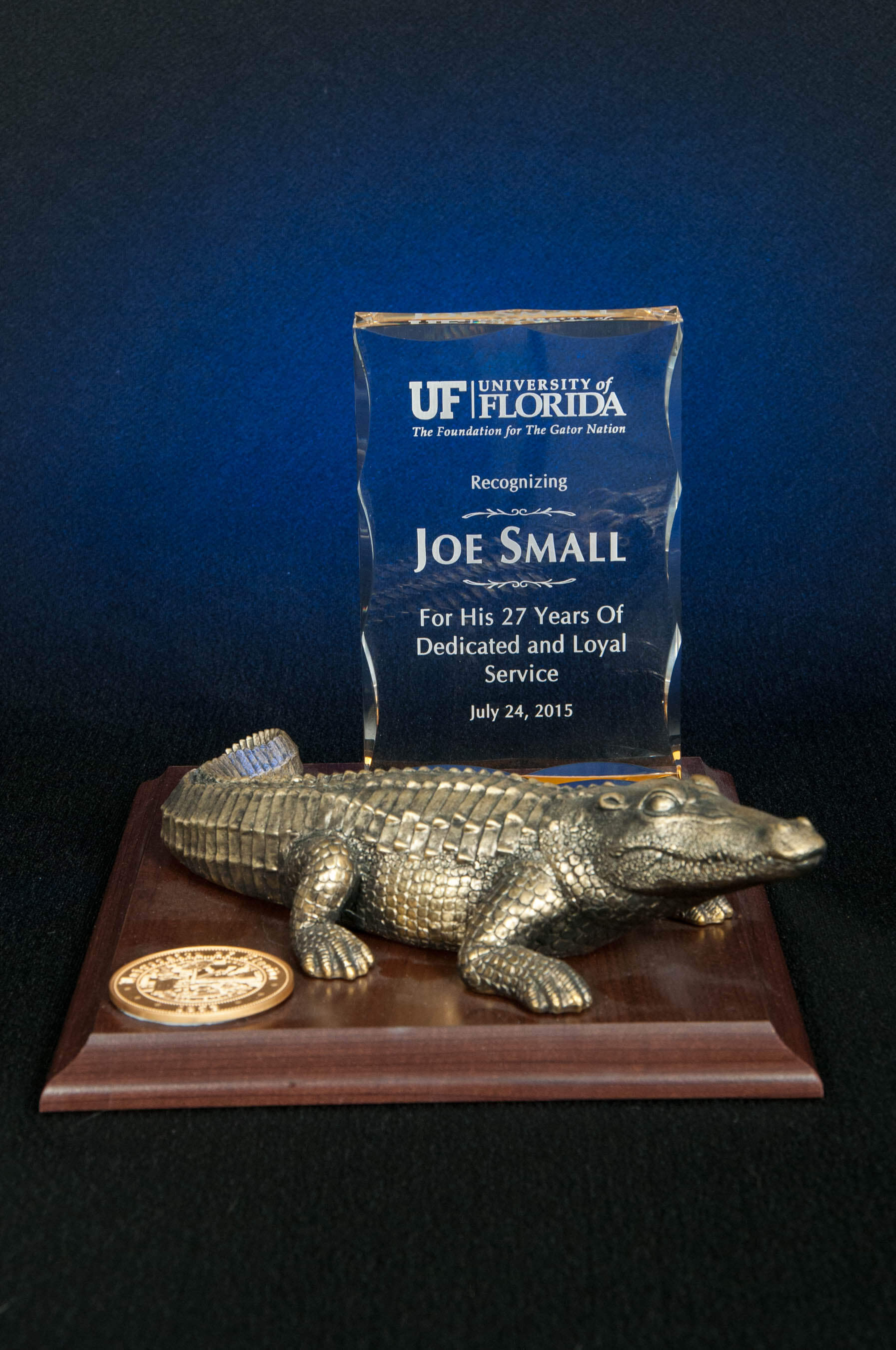 Small Gator on 8x10 Plaque with Sculpted Acrylic Block